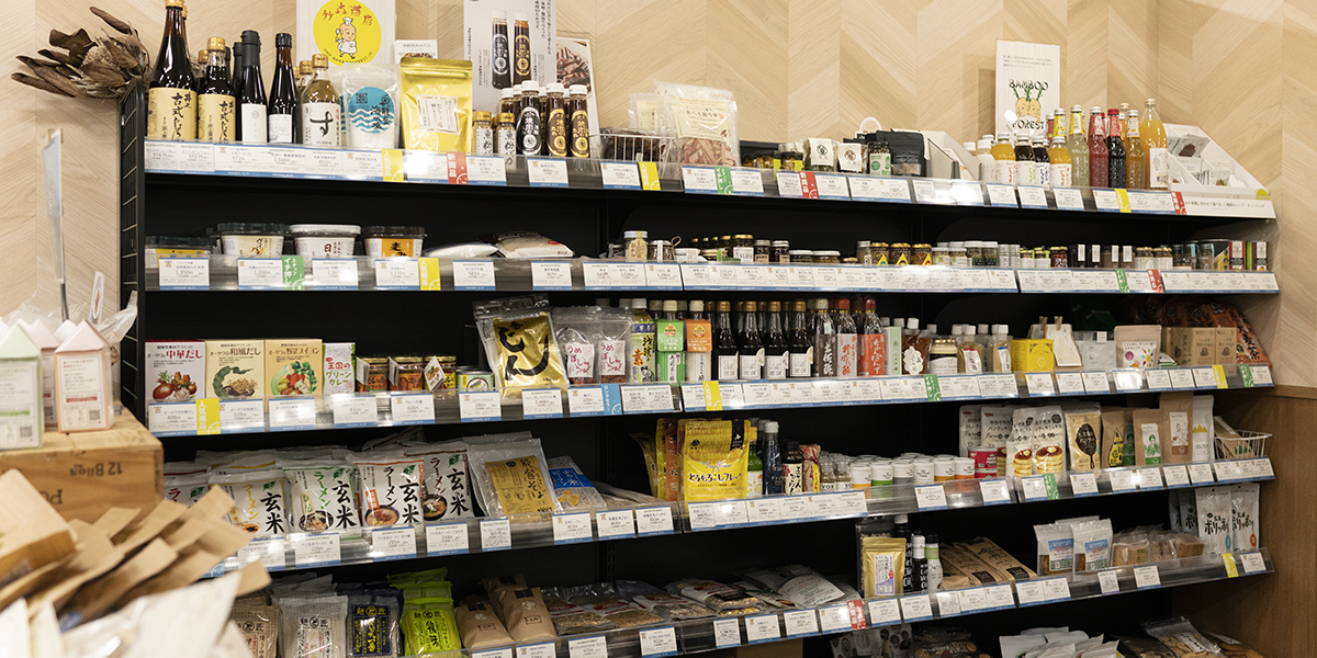 バンブーフォレスト中三弘前店内観